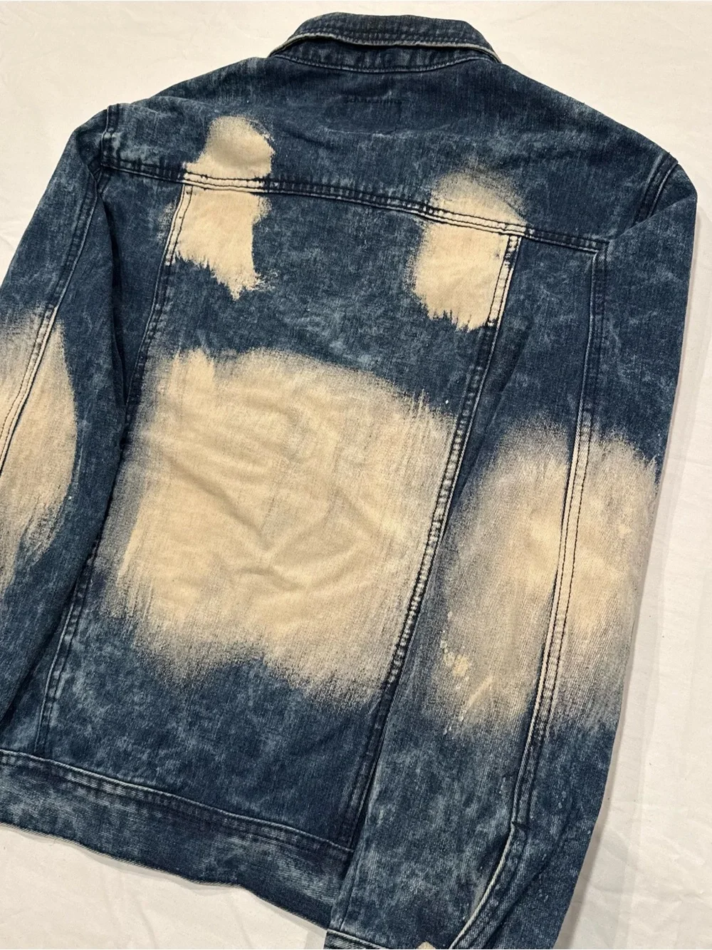 1738 Dynasty Men's Denim Distressed Jean Jacket Size XL Blue Jean Acid Wash NWT